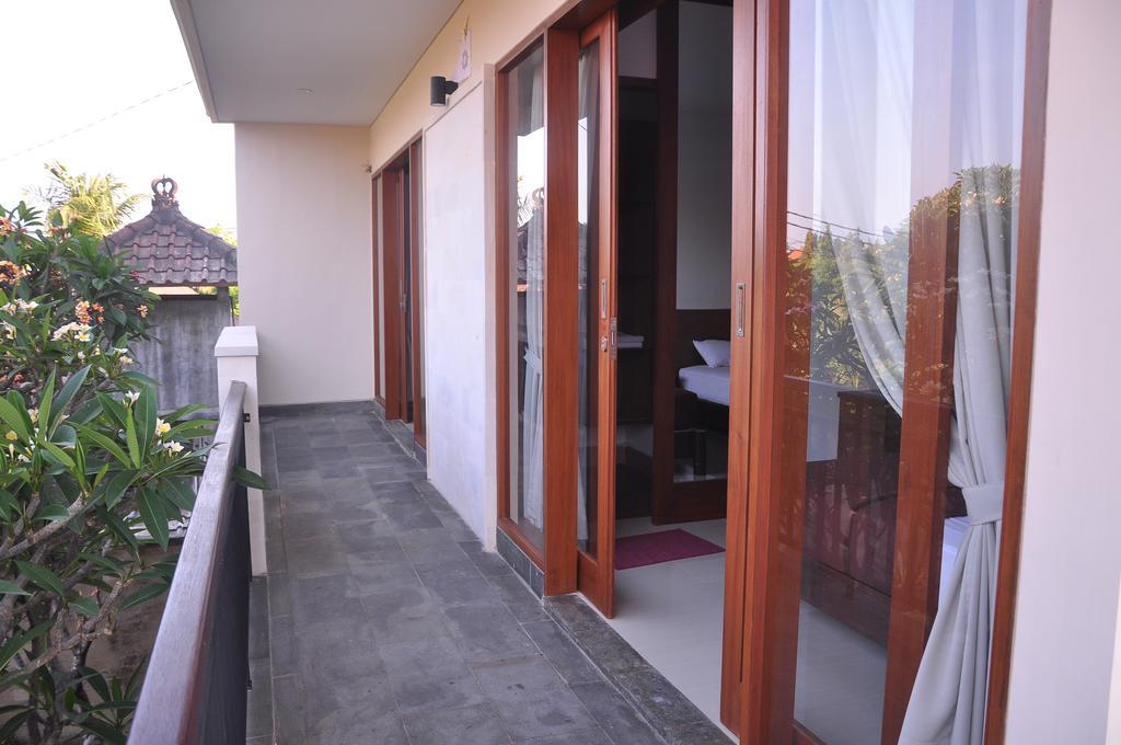 Ngetis Home Stay Sanur Chambre photo